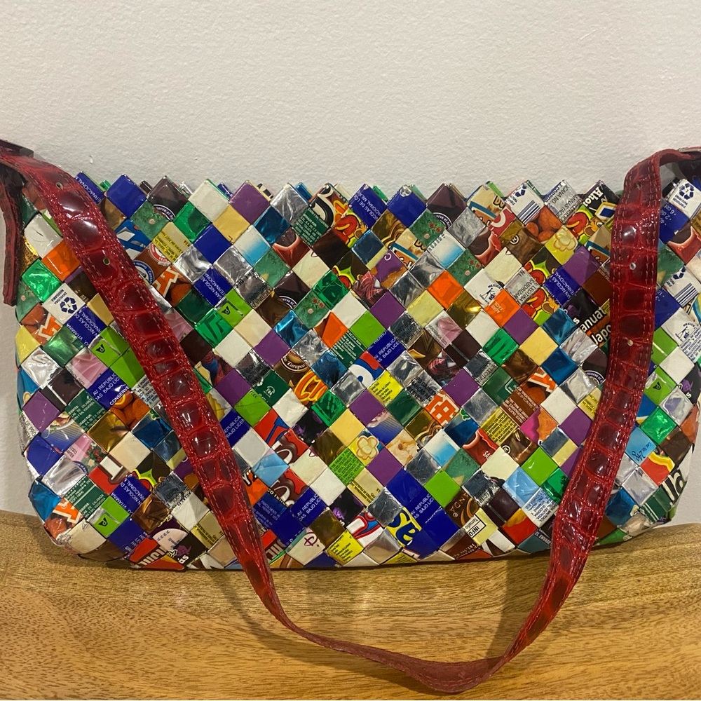 Nahui Ollin Tote 13.5x7.5 tote purse bag zip close strap